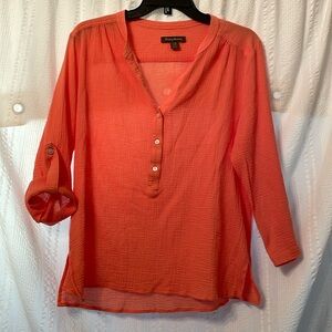 Tommy Bahama coast view gauze Henley. Size large.  Melon color